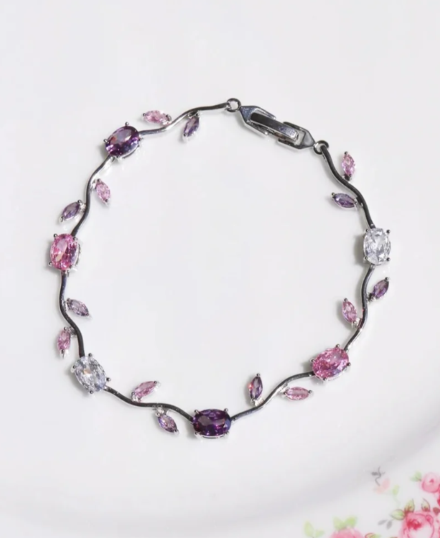 Tulip Bracelet – Élégance Florale